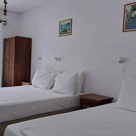 Bizas & Guest house Parikia (Paros)