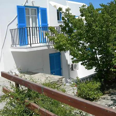 Guest house Bizas & Parikia (Paros)