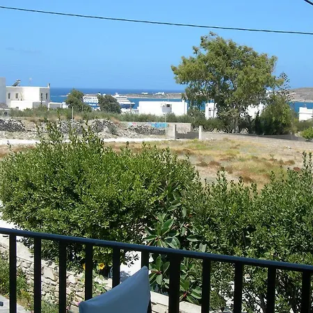 Bizas & 3* Parikia (Paros)