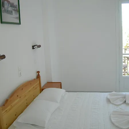 Guest house Bizas & 3*