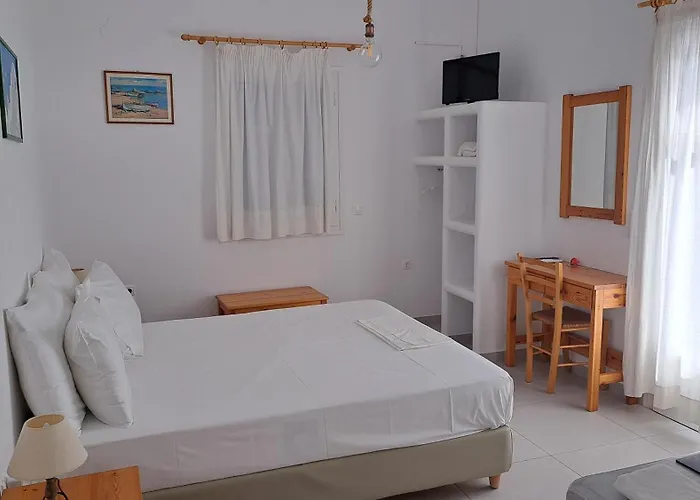 Bizas & Parikia (Paros)