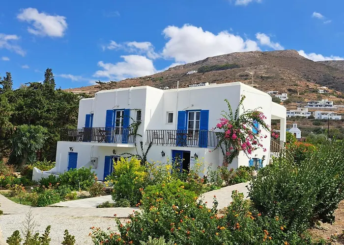 Guest house Bizas & Parikia (Paros)